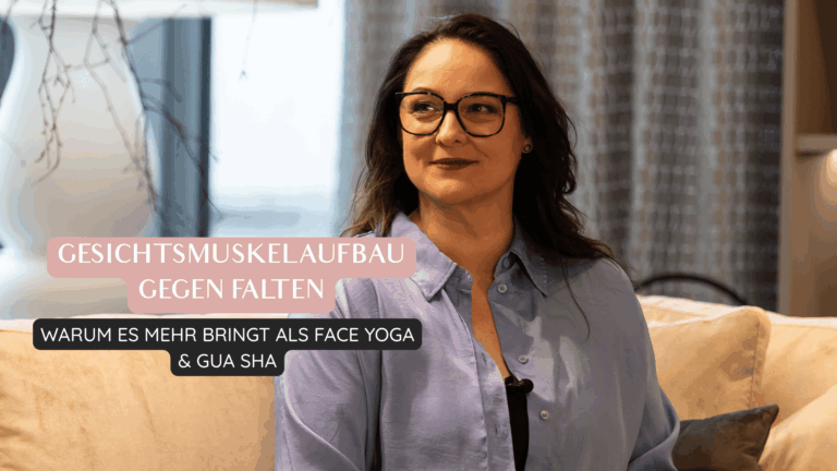 Blogbeitragsbild mit Face Instructor Christine Burbulla. Neben ihr steht der Titel: "Gesichtsmuskelaufbai - Wieso es mehr bringt als Face Yoga und Gua Sha"